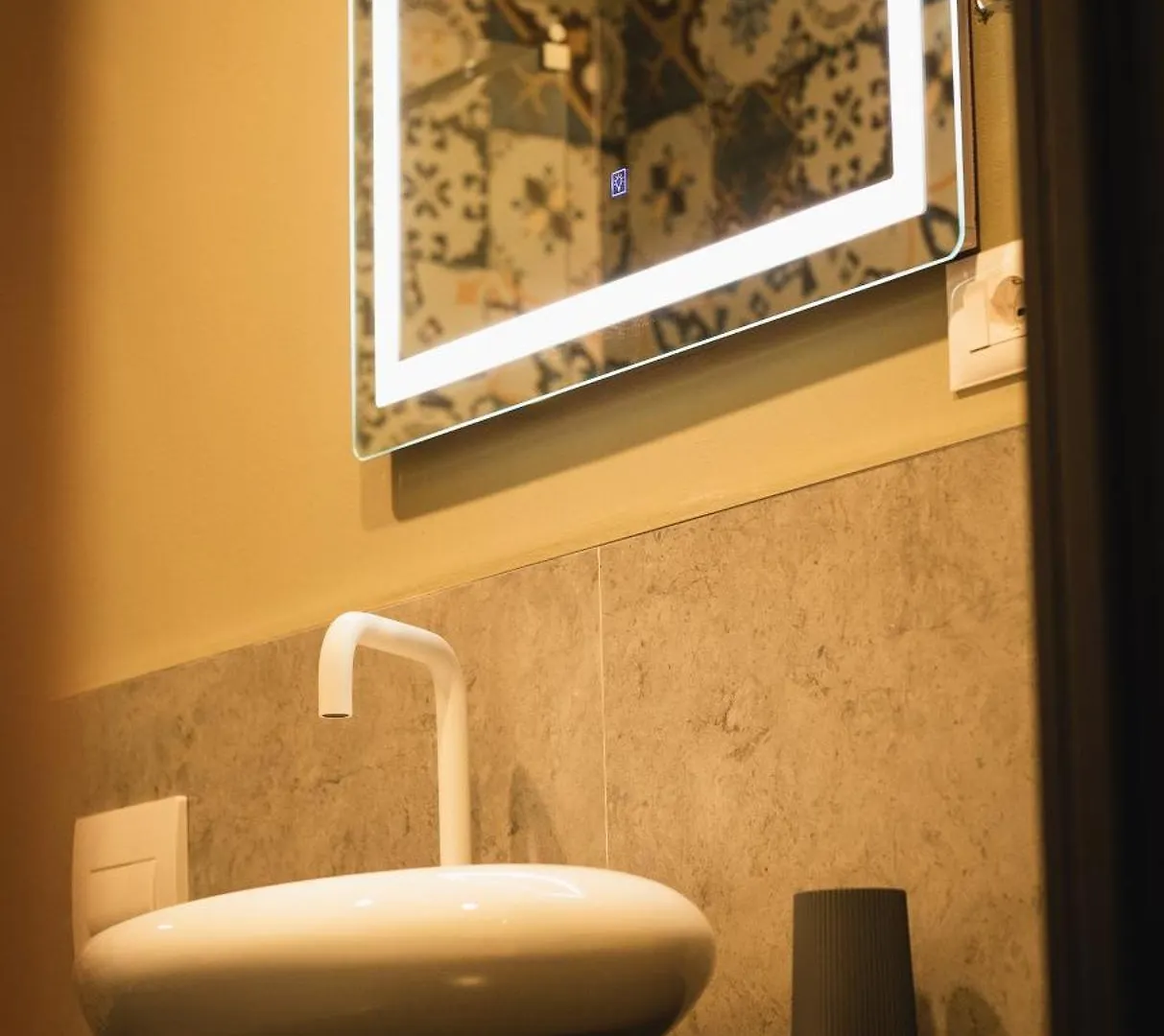 Hotel apartamentowy Sdluxurystudio Durrës